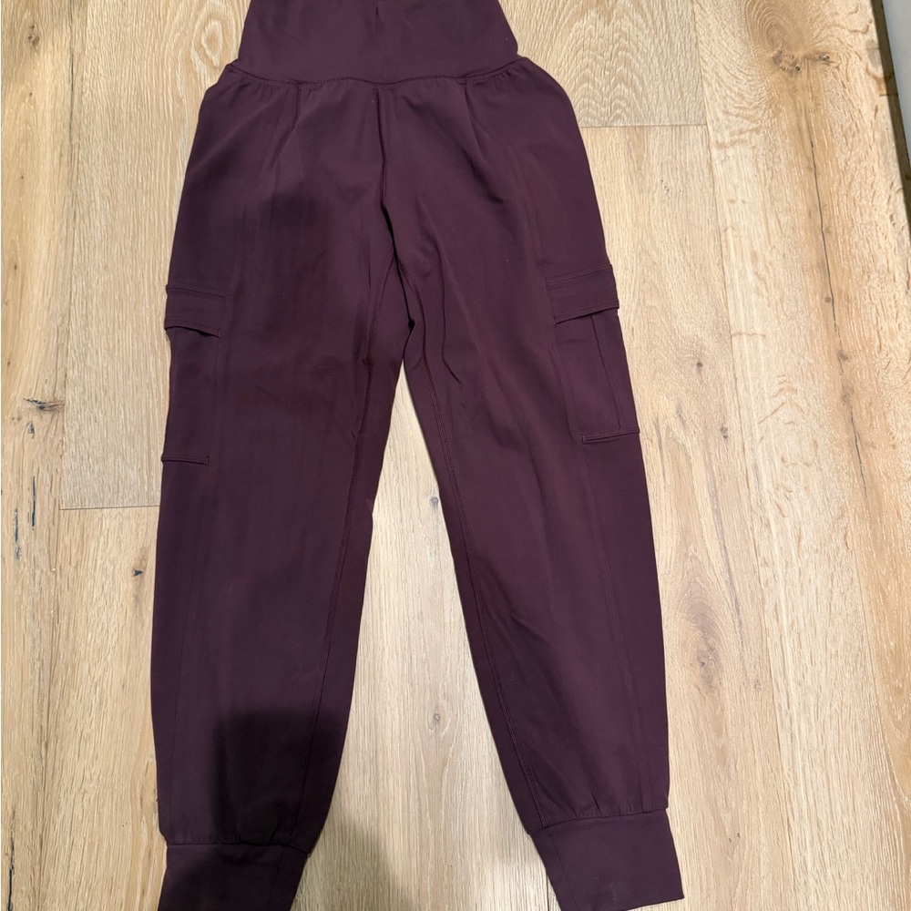 Athleta Plum Cargo Joggers